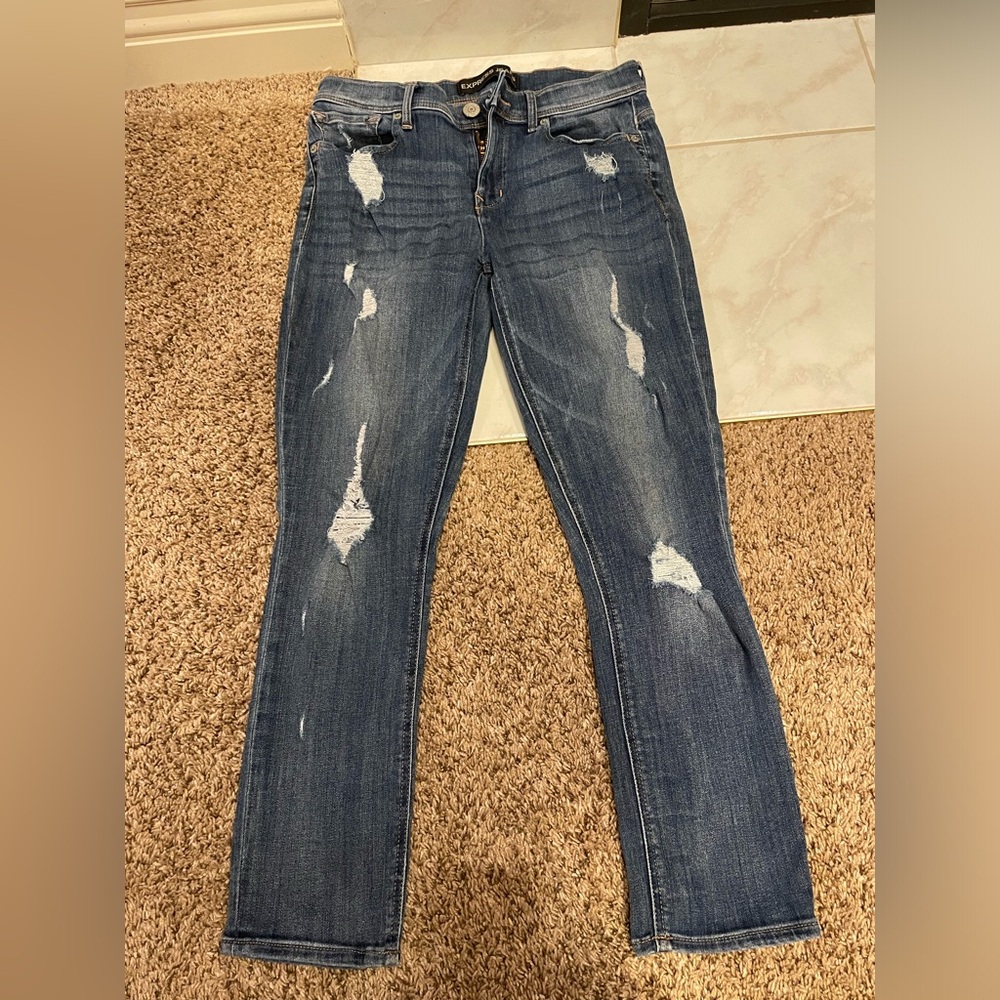 EXPRESS JEANS CROPPED LEGGING MID RISE 
SIZE 6